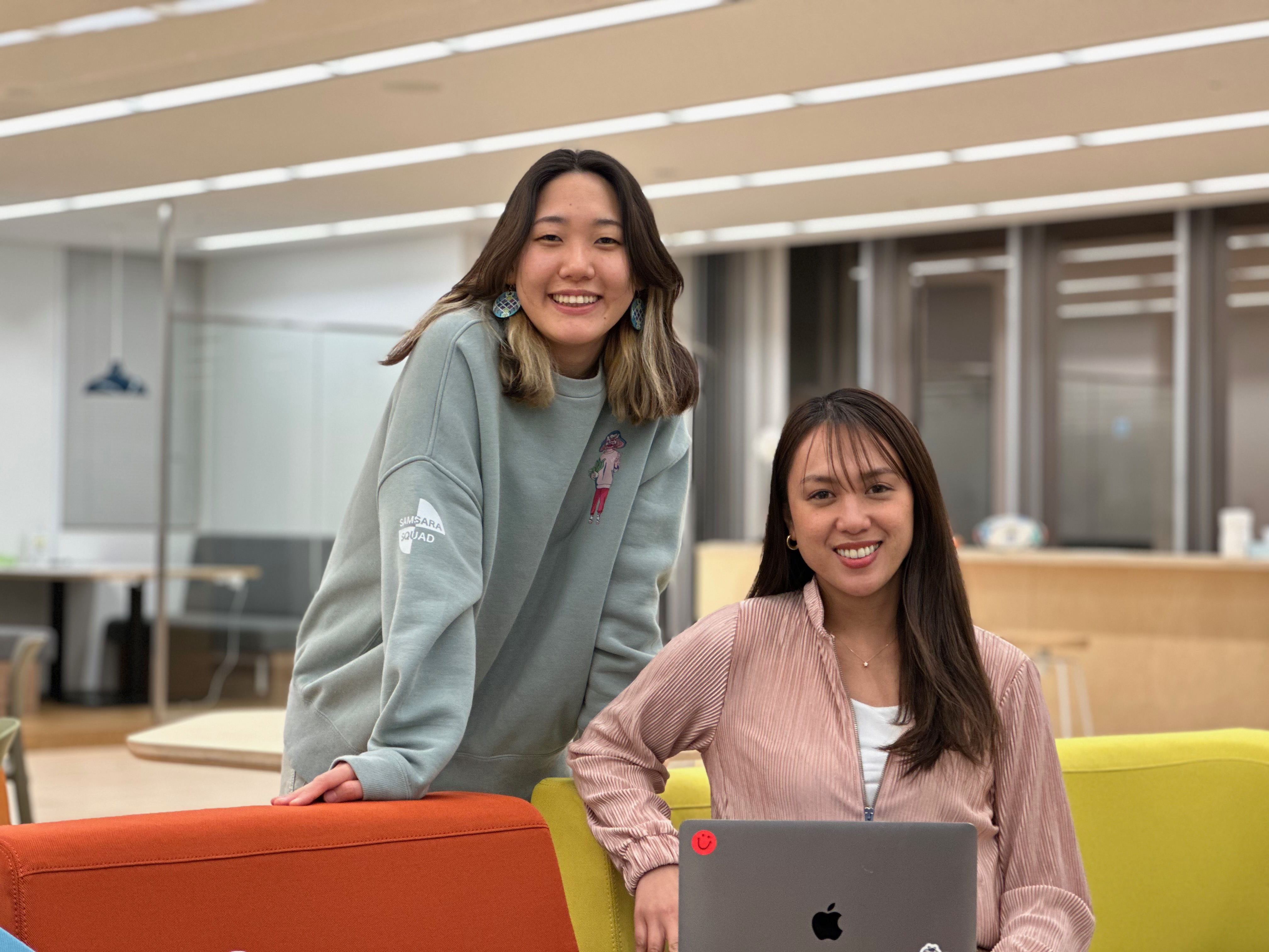 Sonam Choden (left) and Laine Takahashi (right), tech recruiters at HENNGE.